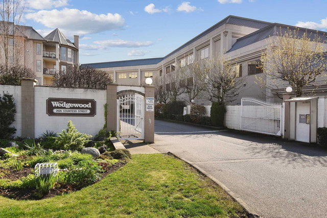 408 - 2626 Countess Street