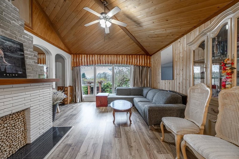 7288 Inlet Drive, Burnaby, V5A 1C4 | Image 2