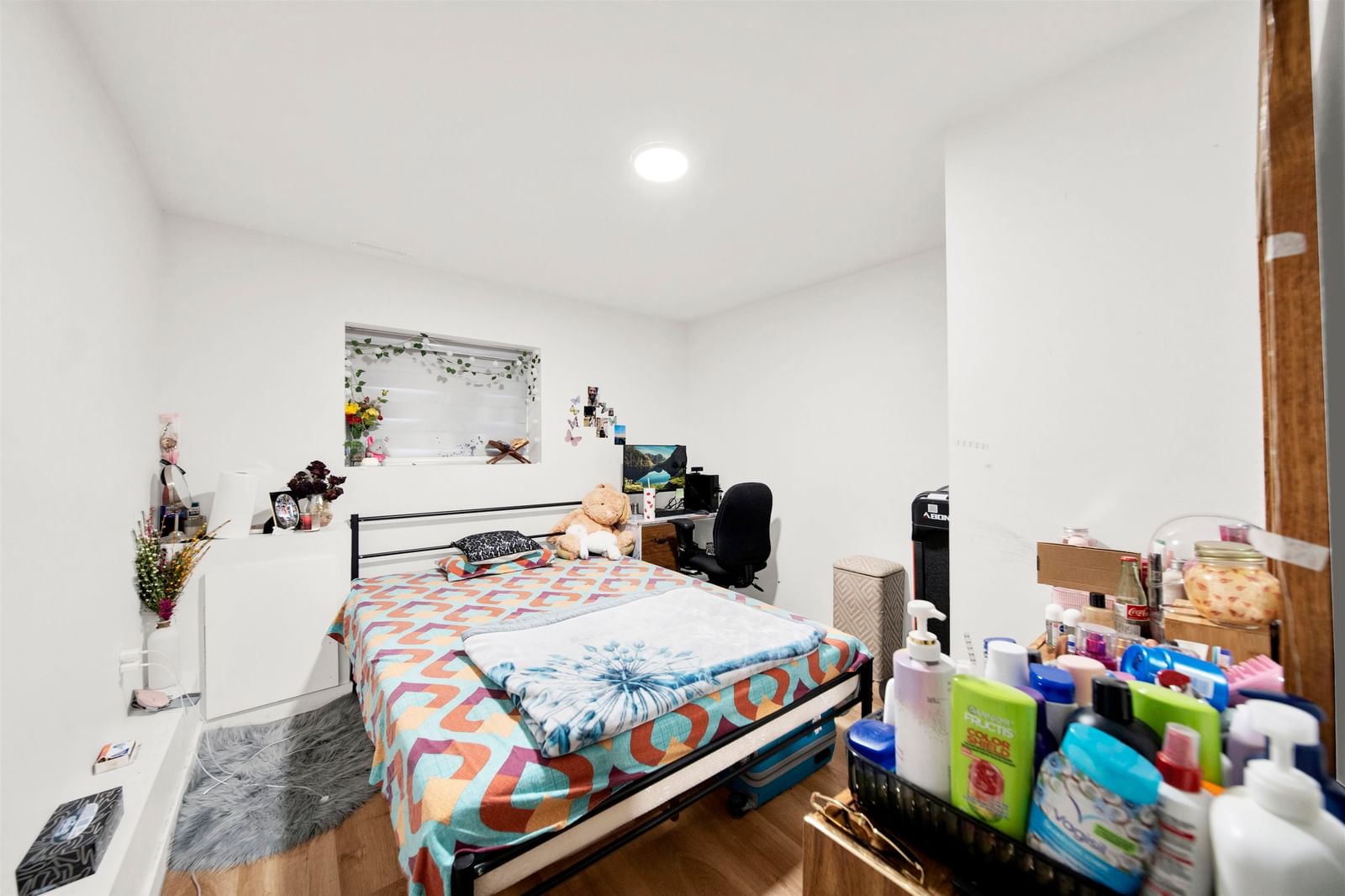 Listing Image 20