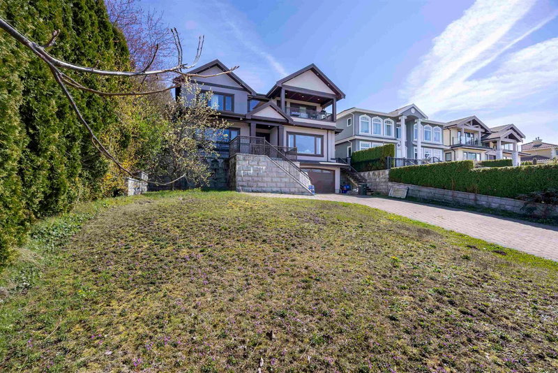 7282 Ridge Drive, Burnaby, V5A 1B5 | Image 2