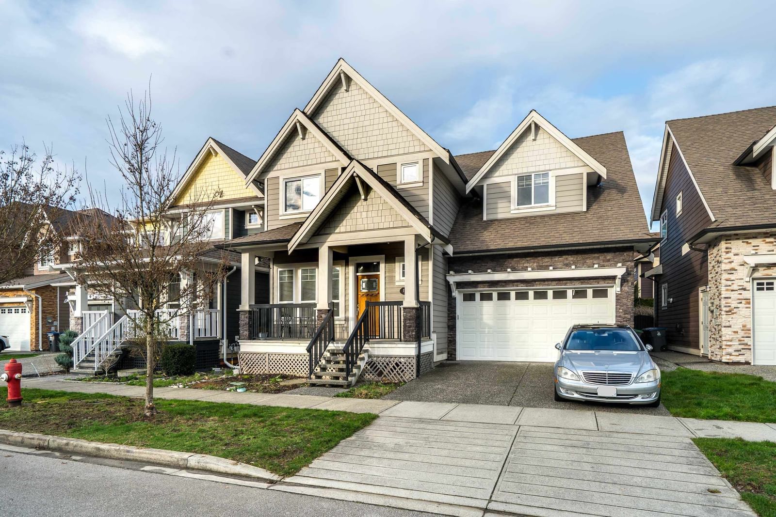Listing Image 1