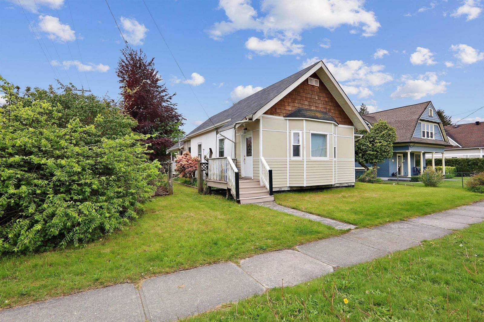 Listing Image 1