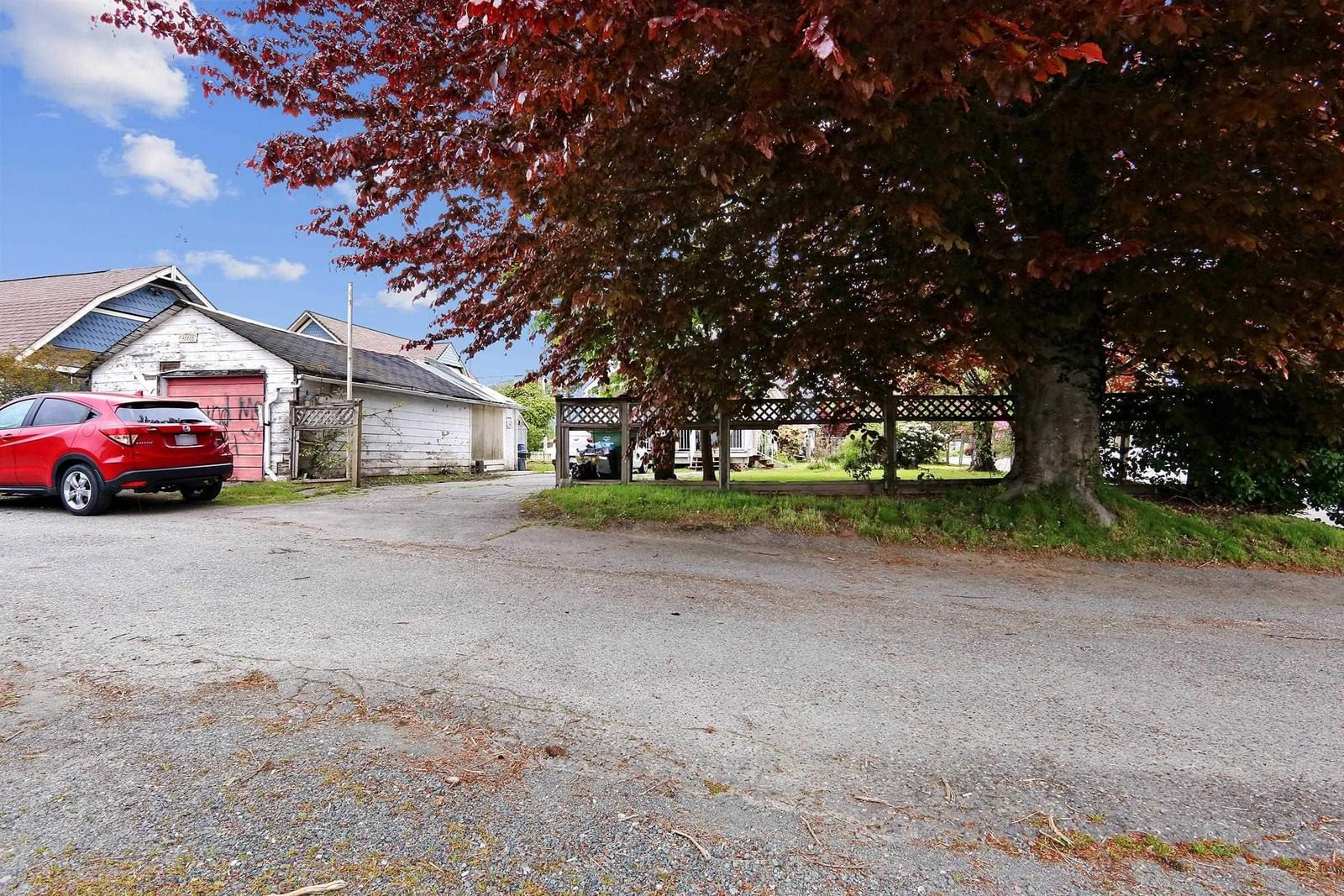 Listing Image 6