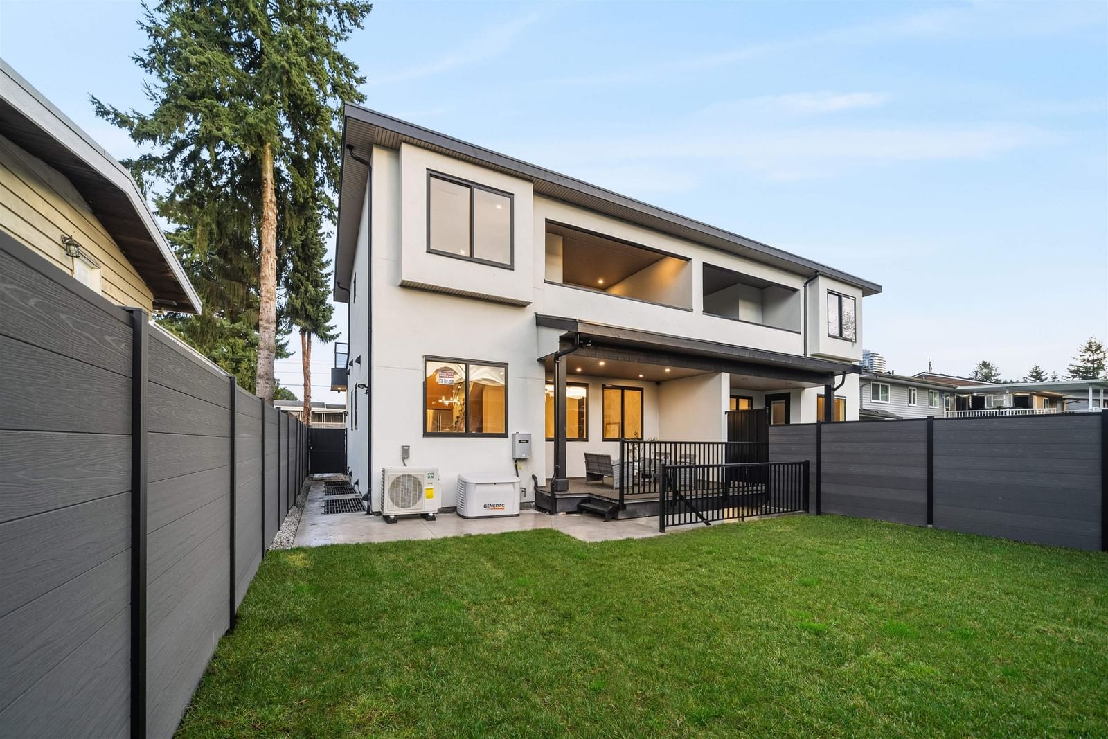 Listing Image 19