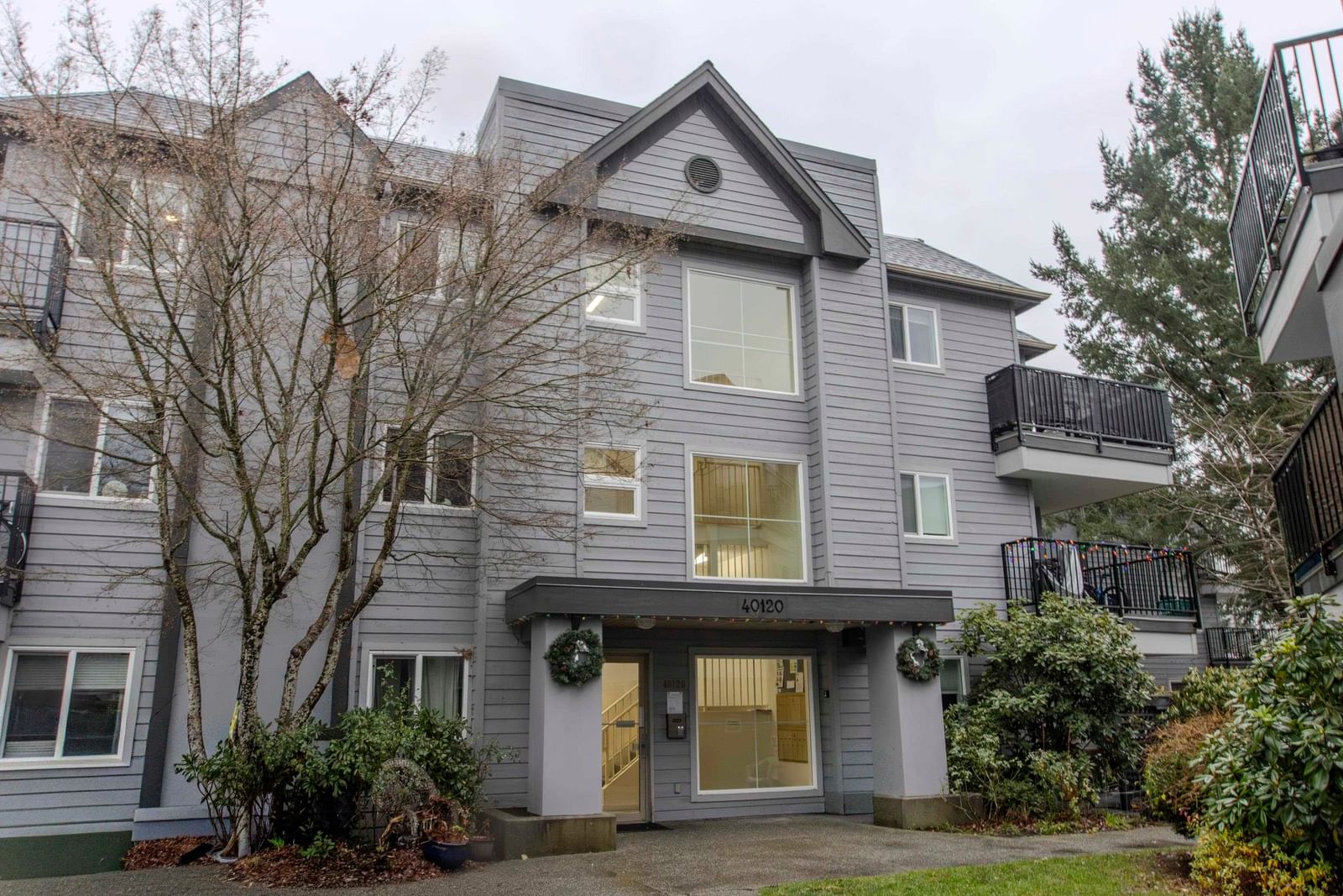 Listing Image 11