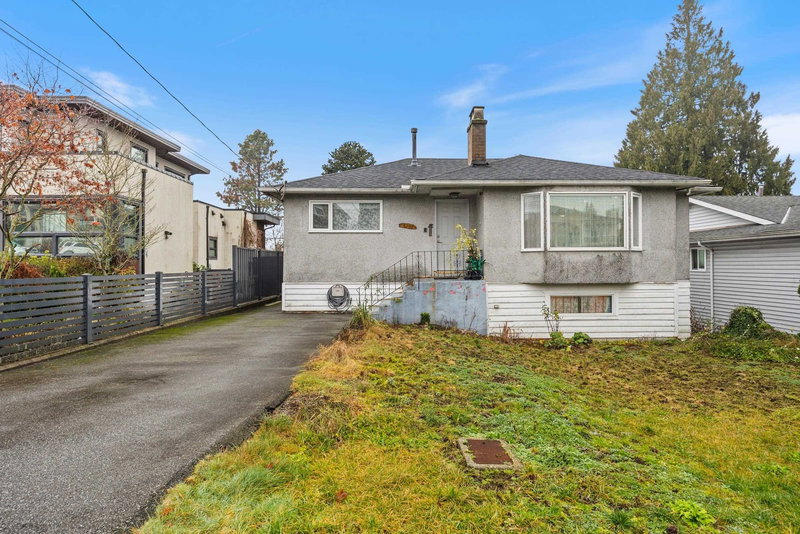 8255 18th Avenue, Burnaby, V3N 1K4 | Image 2