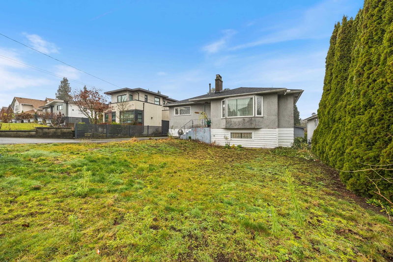 8255 18th Avenue, Burnaby, V3N 1K4 | Image 3