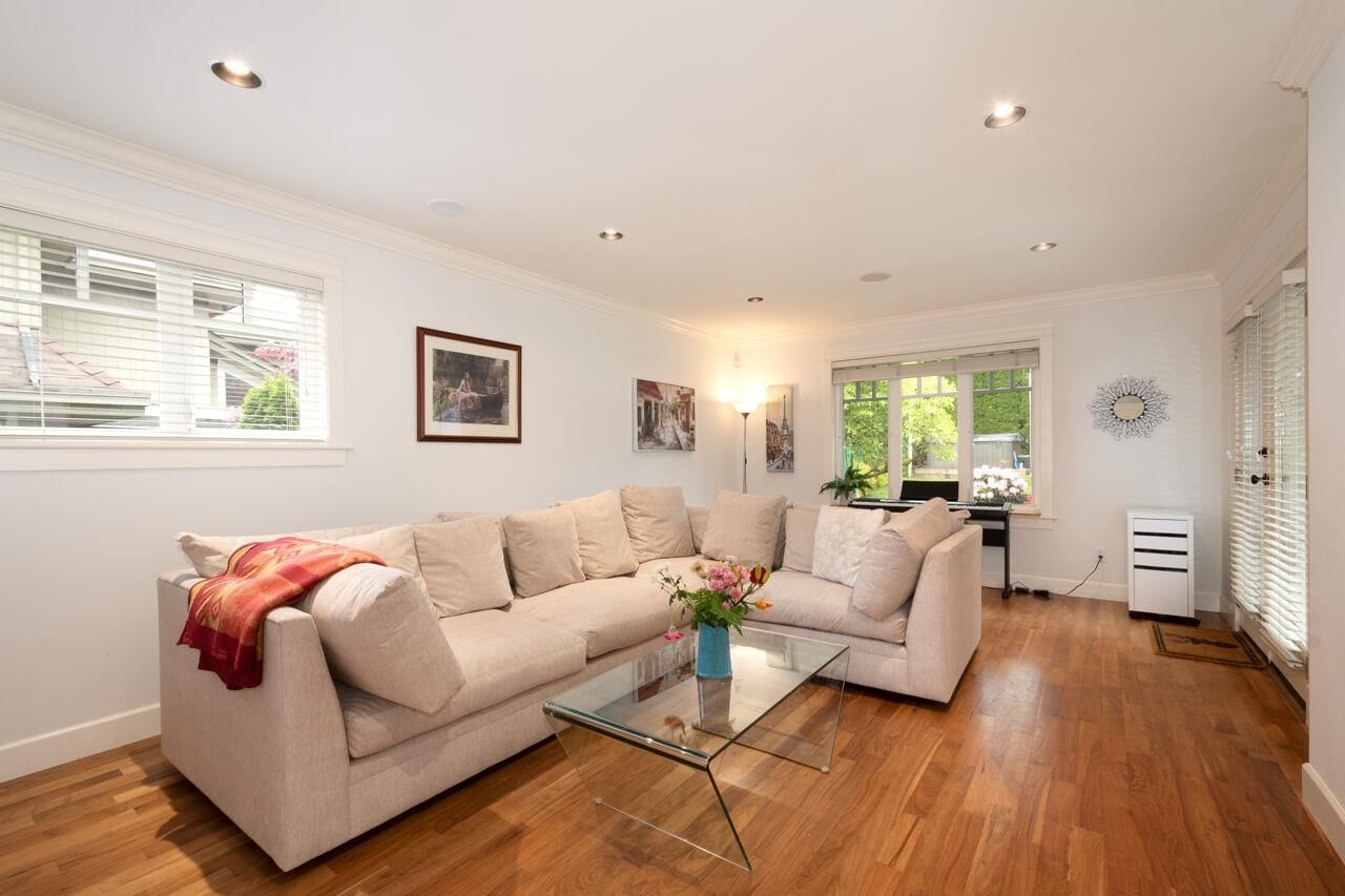 Listing Image 15