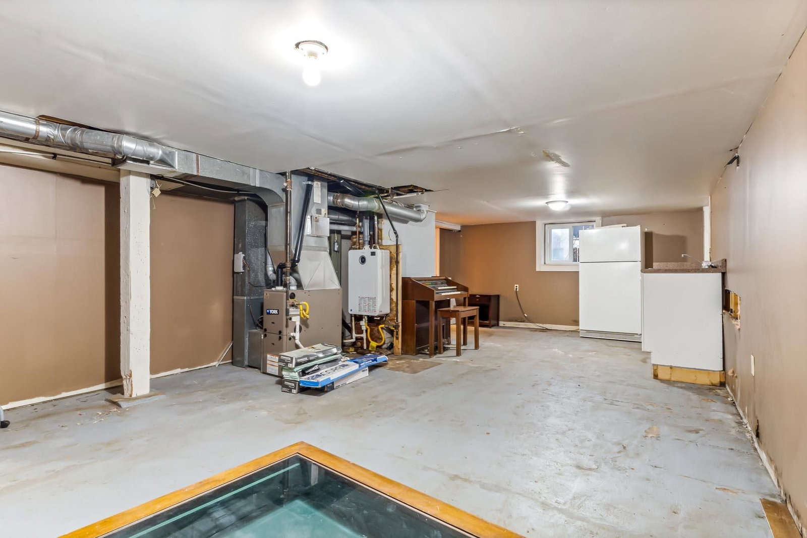Listing Image 17