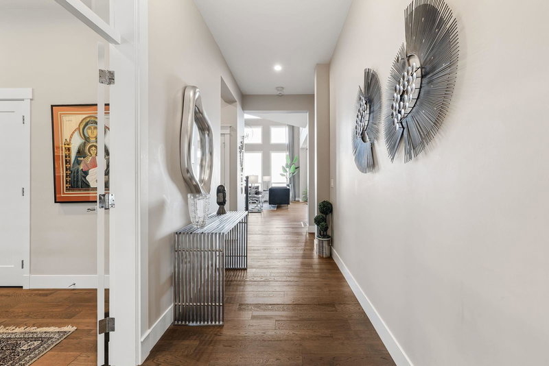 1419 Strawline Hill Street, Coquitlam, V3E 0L5 | Image 3