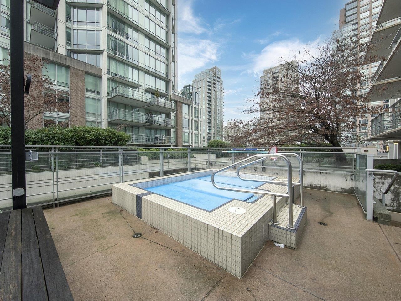 Listing Image 19