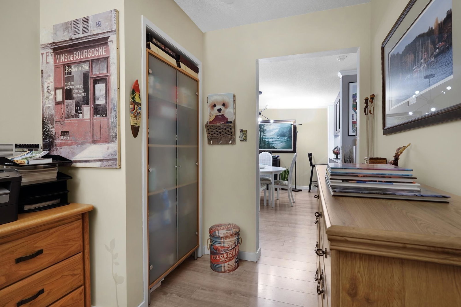 Listing Image 6