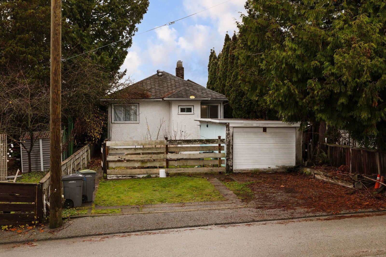 Listing Image 6