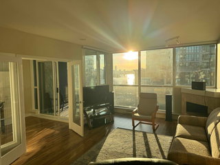 706 - 189 National Avenue