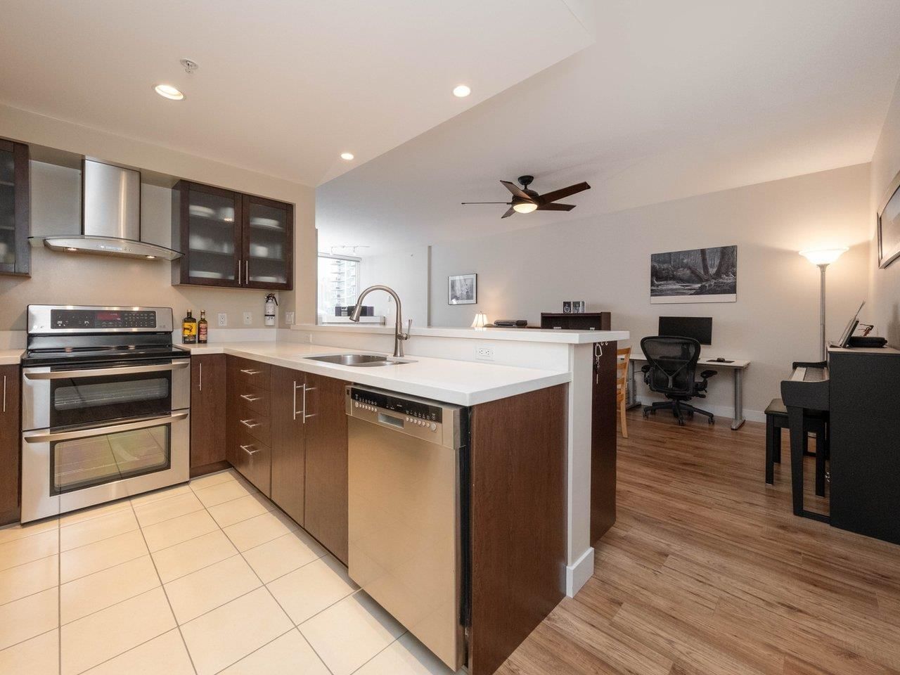 Listing Image 18