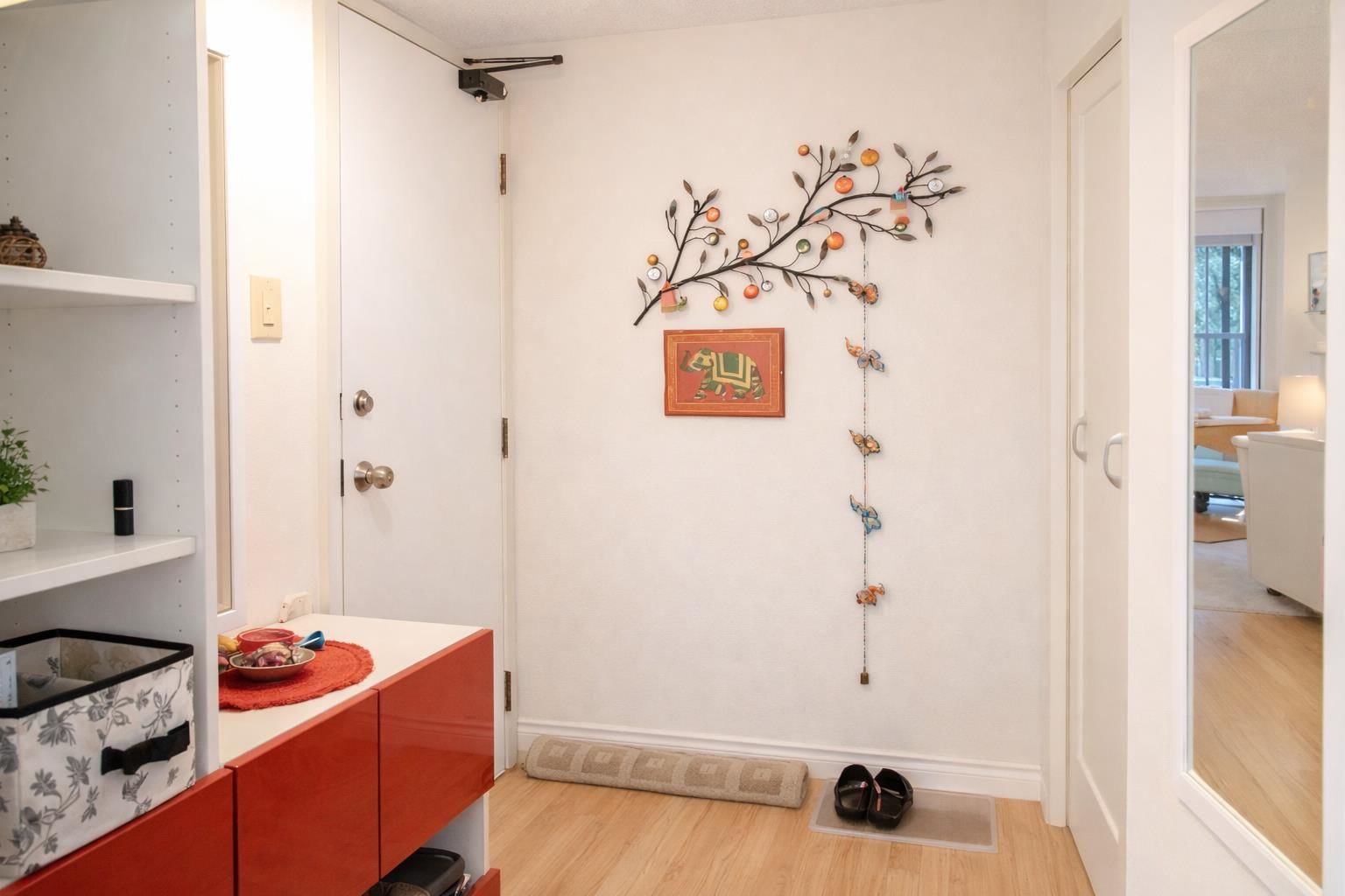 Listing Image 14