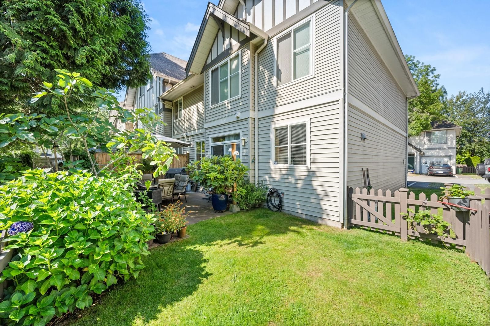 Listing Image 32