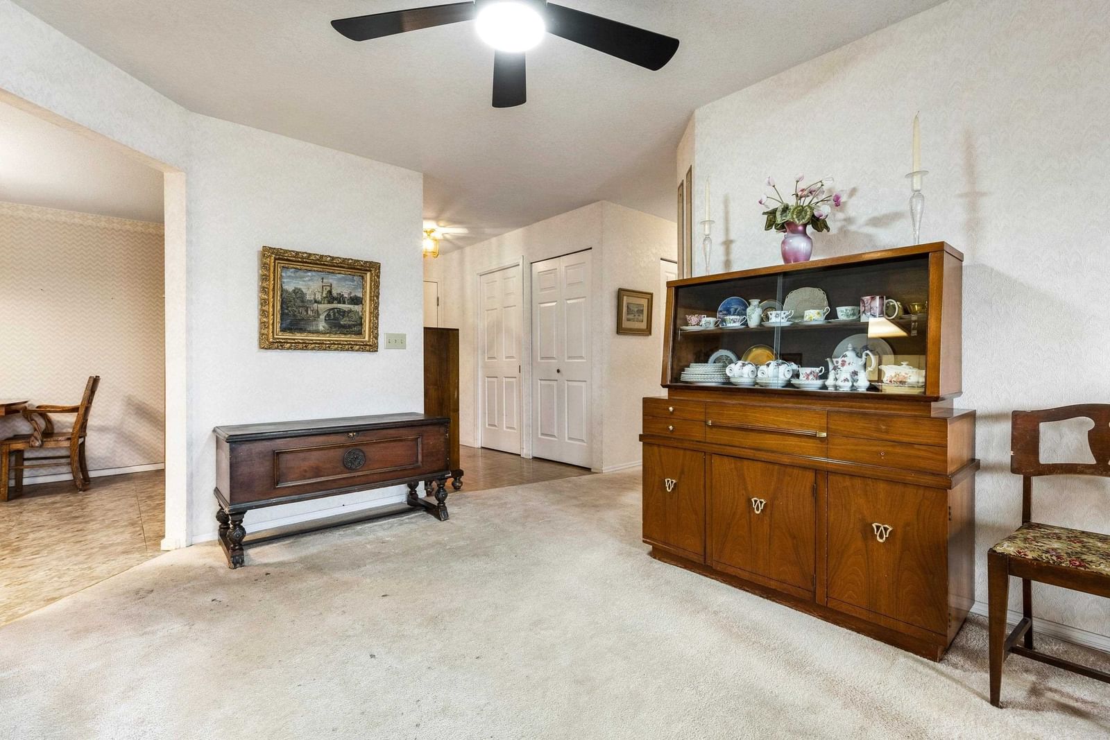 Listing Image 18