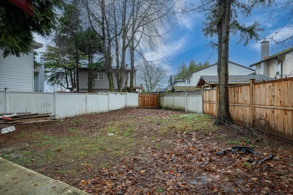 Listing Image 18