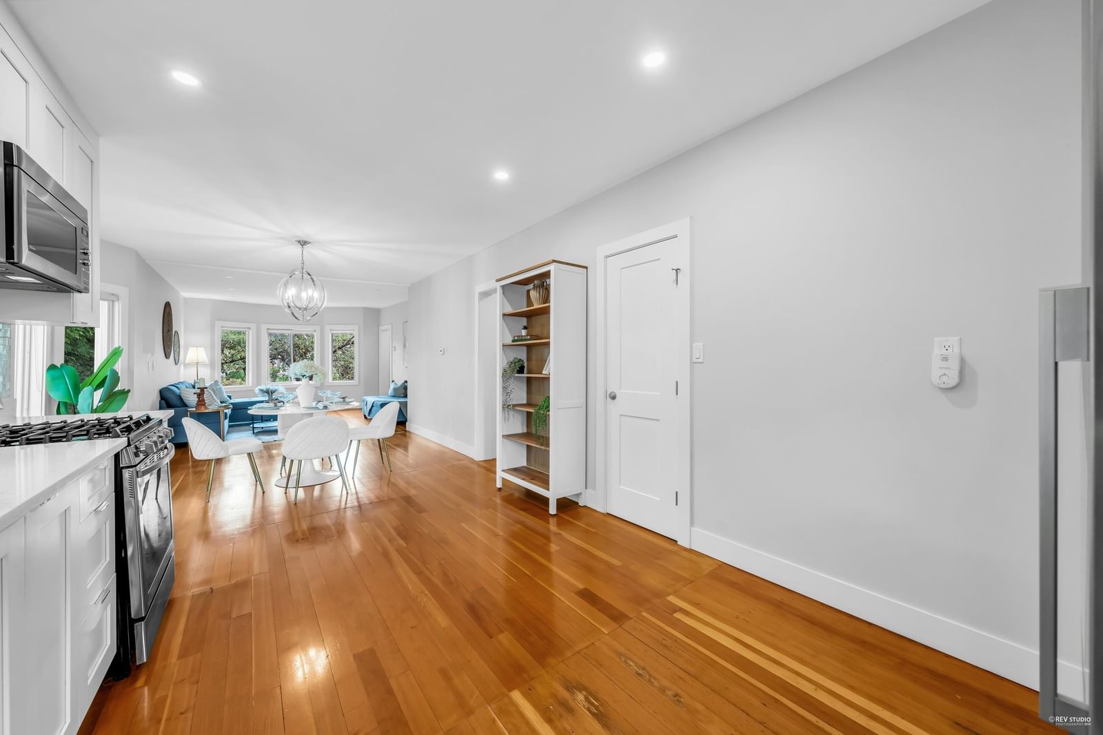 Listing Image 17