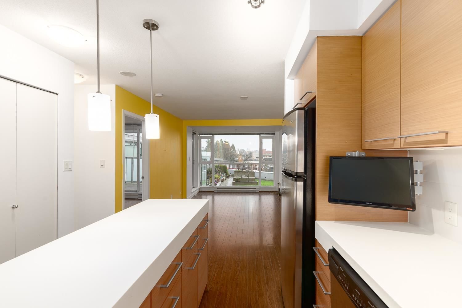 Listing Image 13