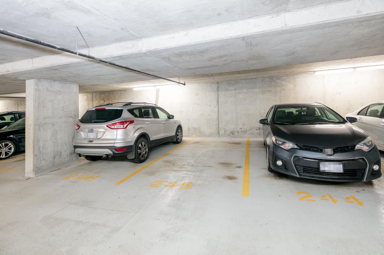 Listing Image 18