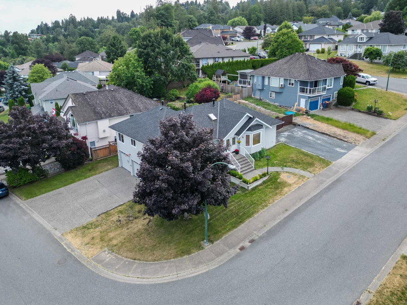 36381 Country Place, Abbotsford, V3G 1M2 | Image 2