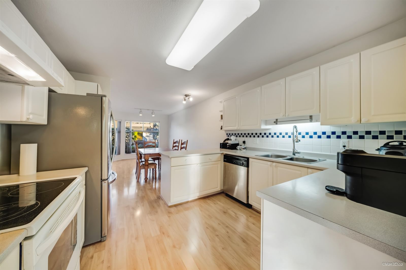 Listing Image 13