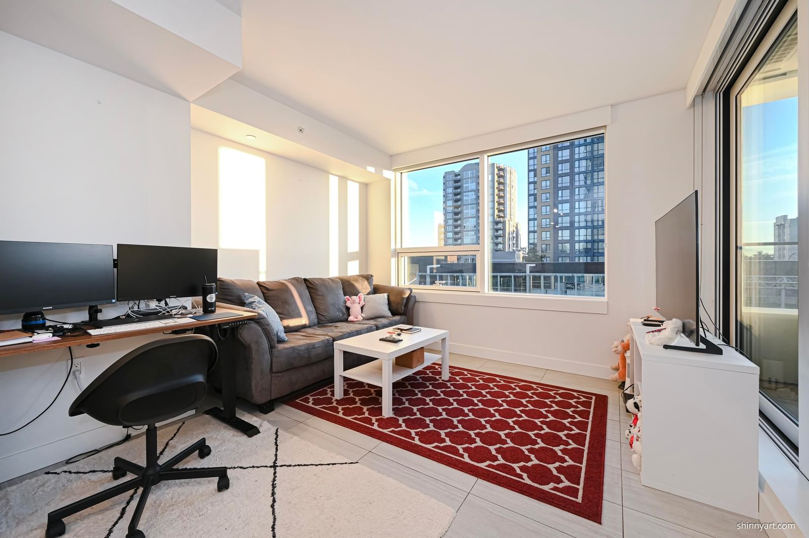 Listing Image 10
