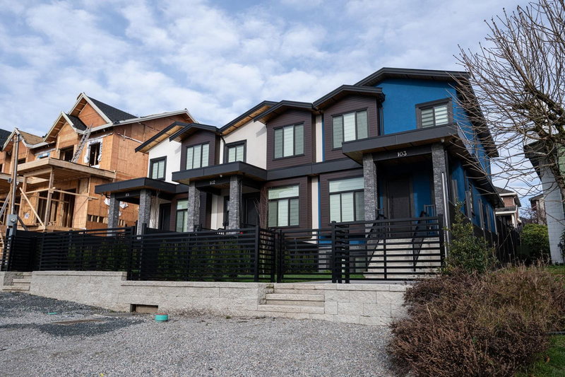 103 - 1149 Dansey Avenue, Coquitlam, V3K 3H5 | Image 3