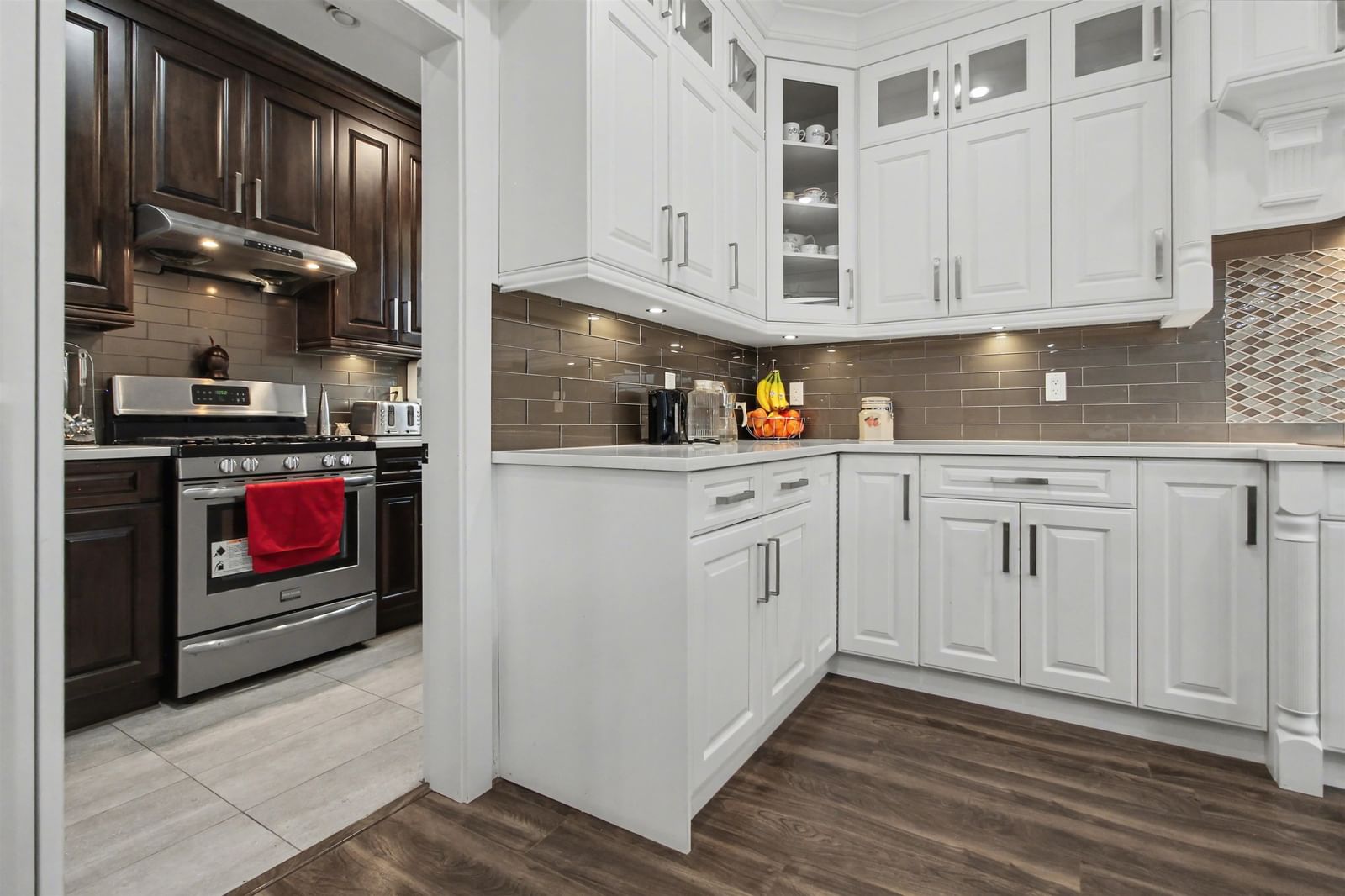 Listing Image 15