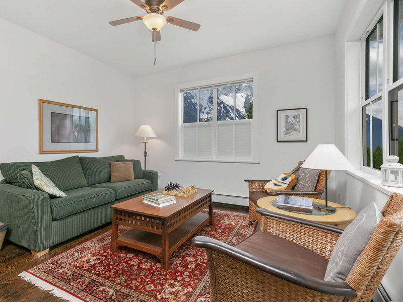 1926 Stonecutter Place, Pemberton, V0N 2L0 | Image 2