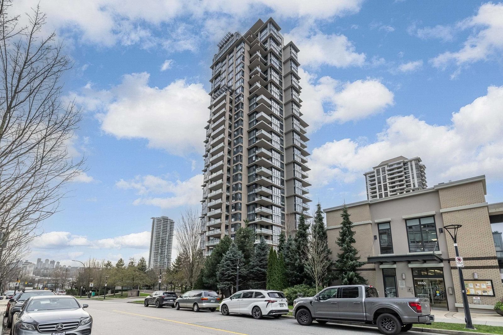 Listing Image 1