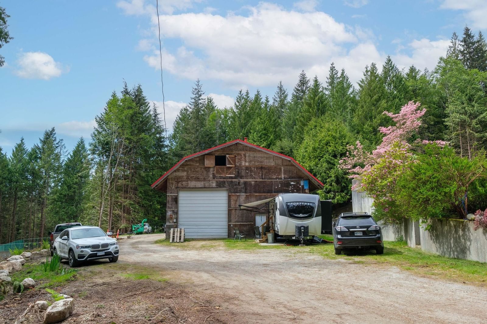 Listing Image 33