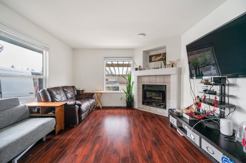15476 110 Avenue, Surrey, V3R 0X1 | Image 3