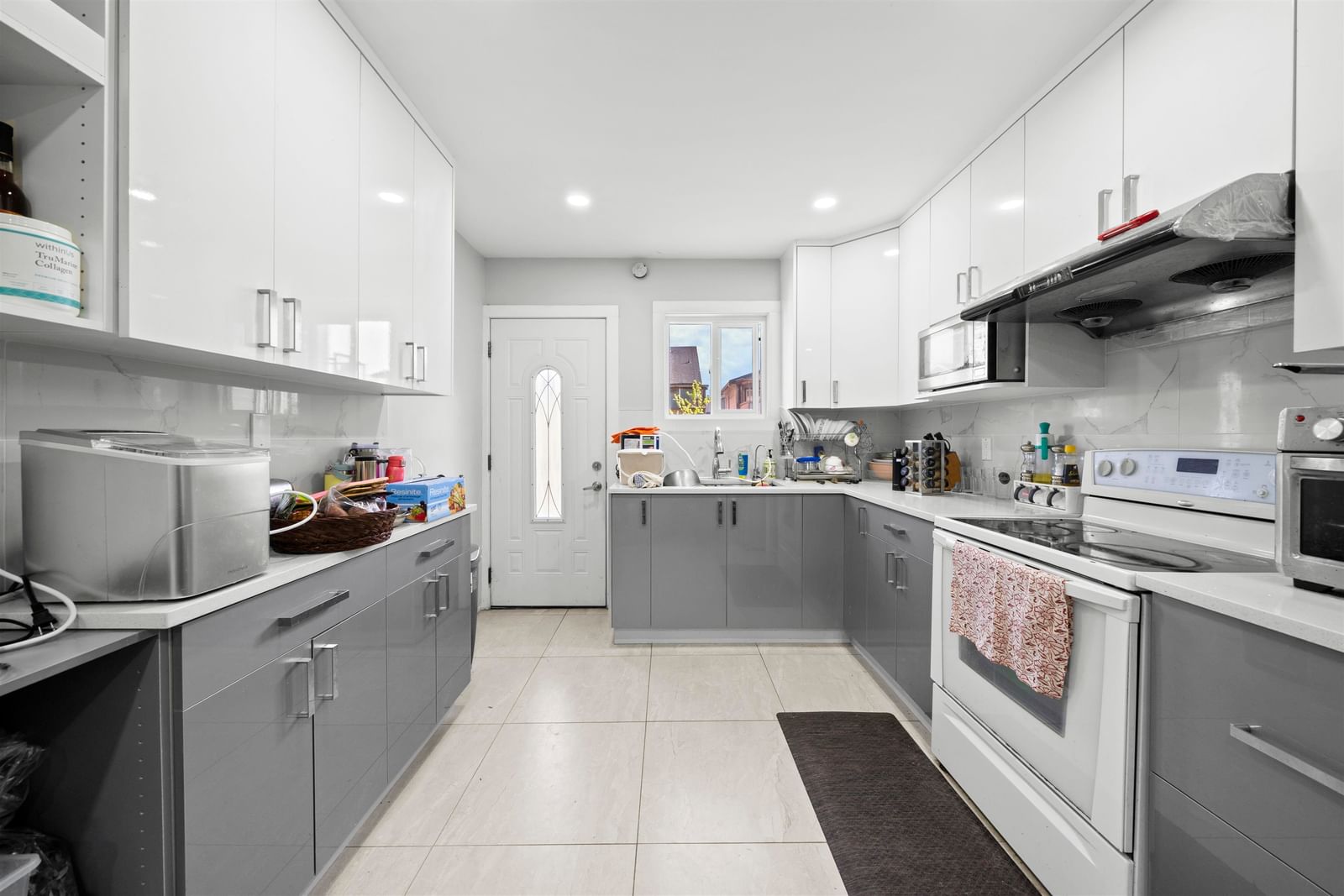 Listing Image 9