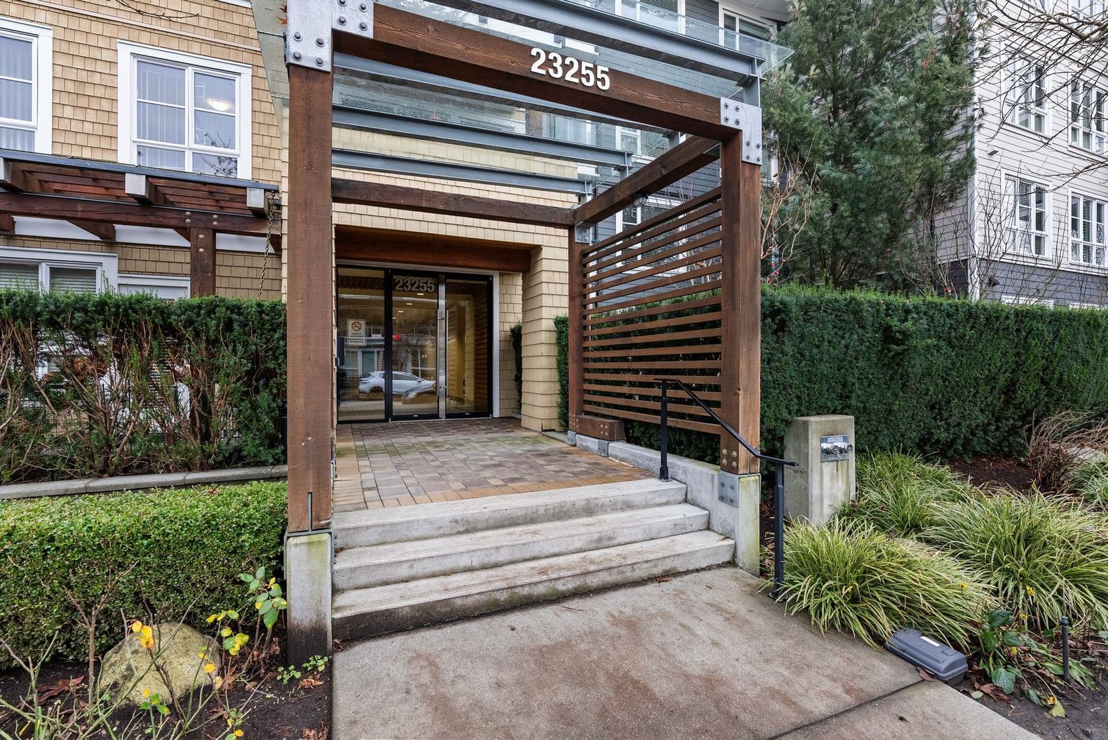 Listing Image 23