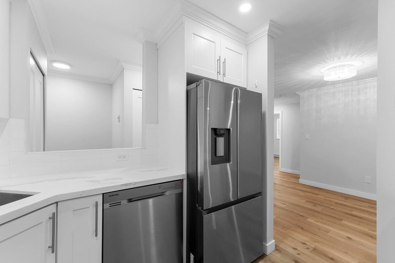 102 - 9152 Saturna Drive, Burnaby, V3J 7K2 | Image 3