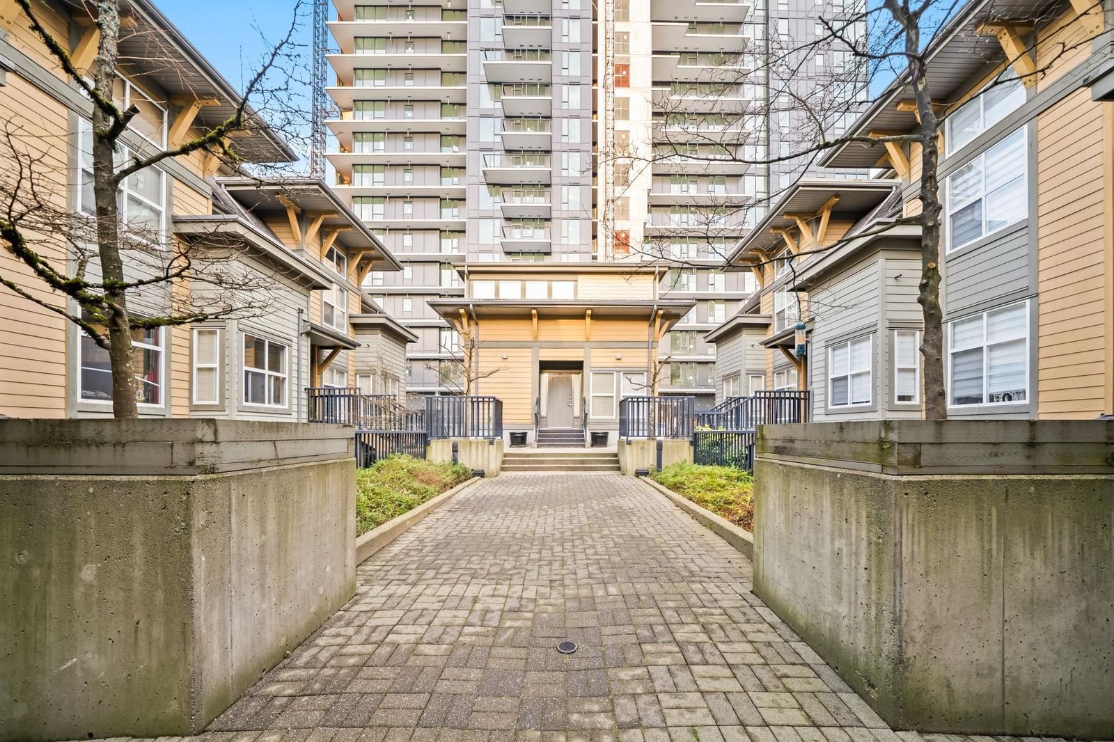 Listing Image 19