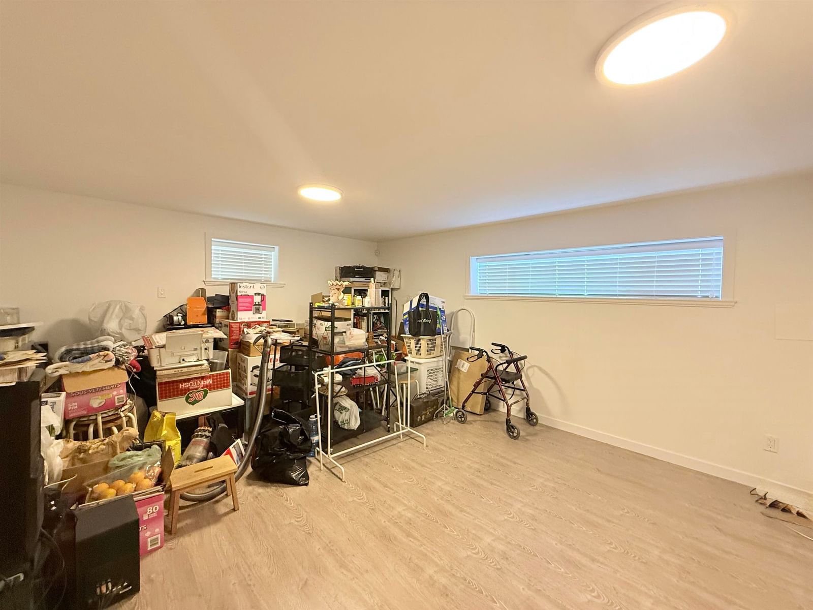 Listing Image 17