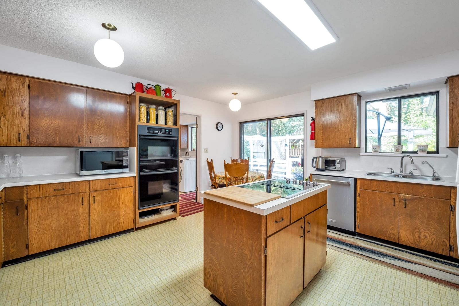 Listing Image 13