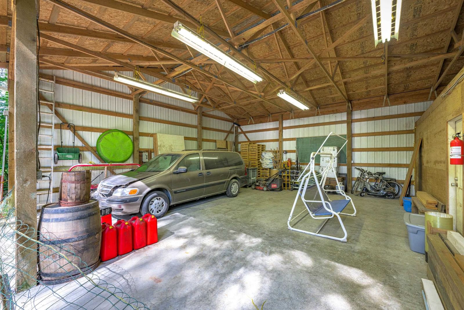 Listing Image 32