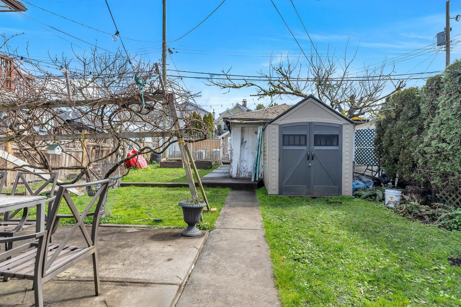 Listing Image 12
