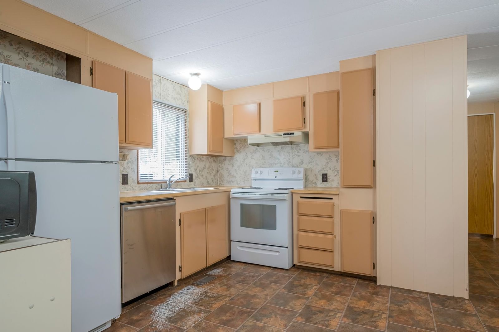 Listing Image 18