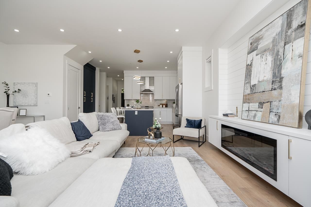 Listing Image 11