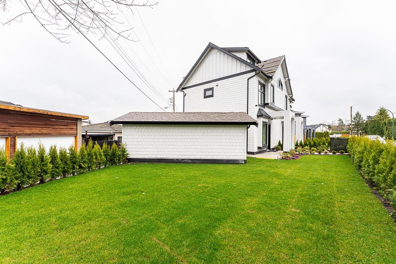 Listing Image 19