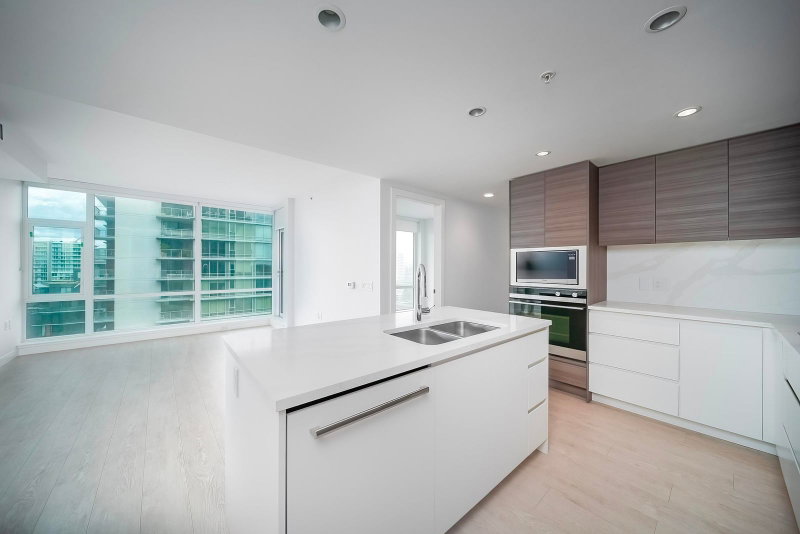 1006 - 6833 Buswell Street