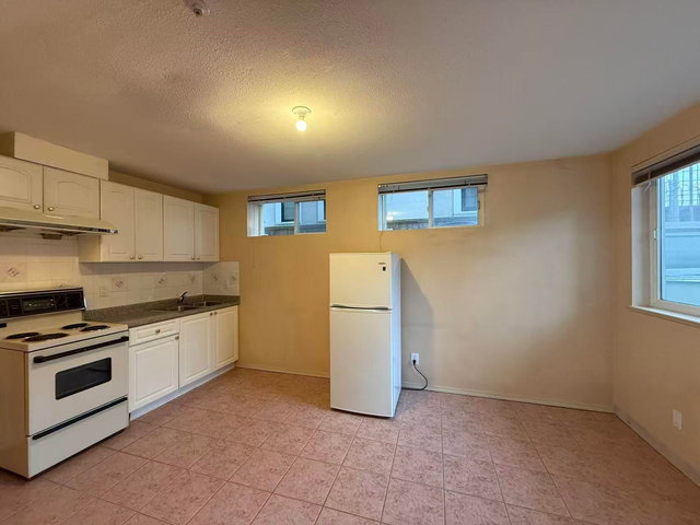 Rental Suite - 3649 Vimy Crescent