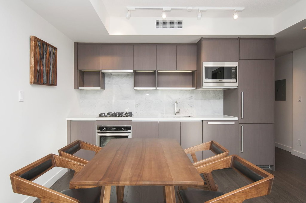 615 - 68 Smithe Street 5