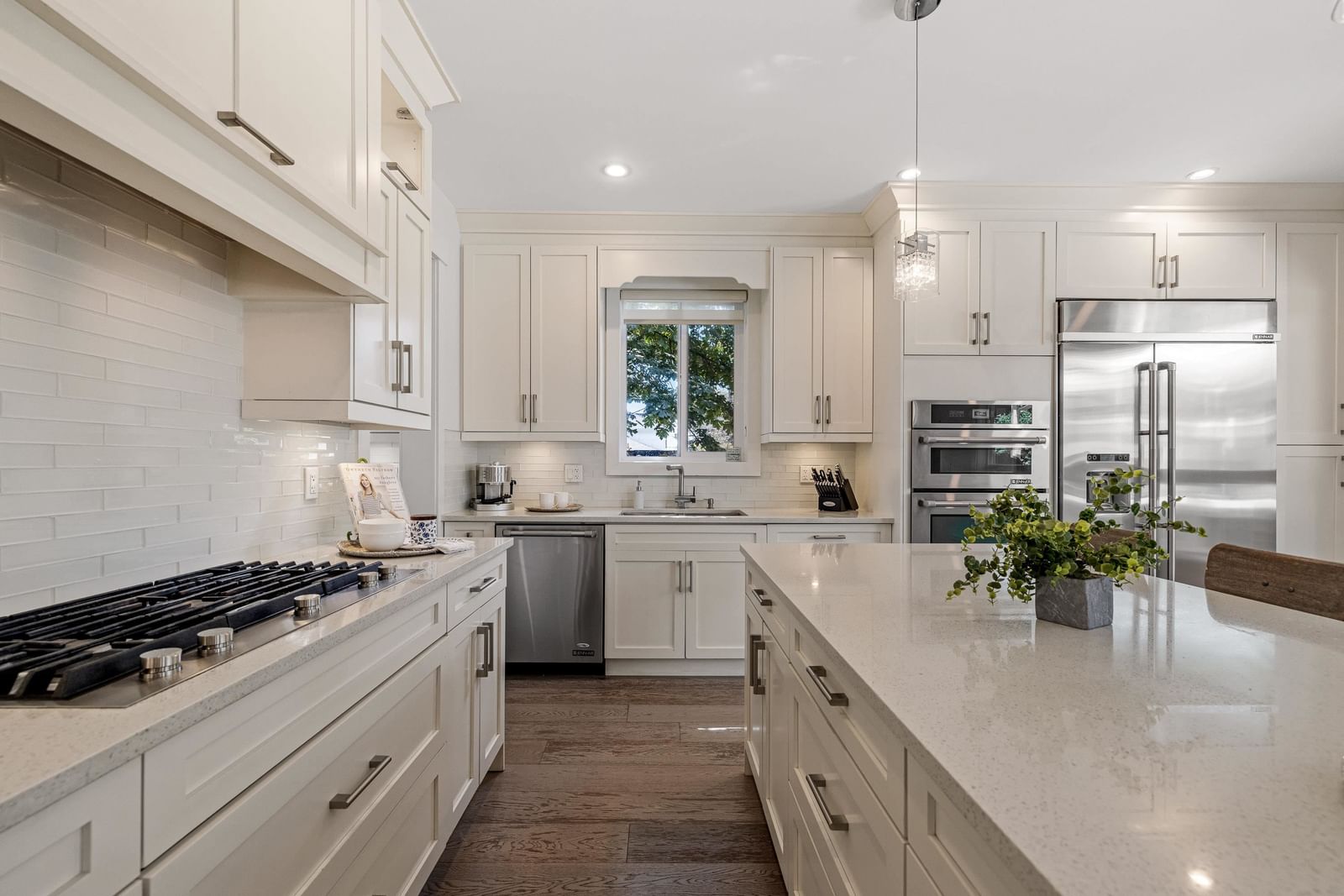 Listing Image 15